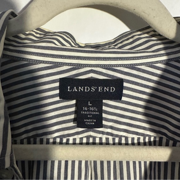 Lands' End Men's Sz L (16-16.5) Traditional Fit Striped Button Up Dress Shirt - Picture 6 of 7